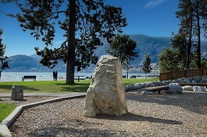 Coast Penticton Hotel