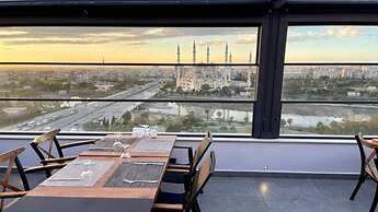 Turkmen Riverside Hotel