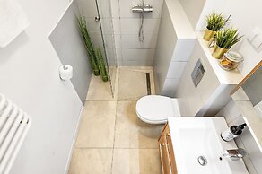 Lumina 4-room apartment in Center