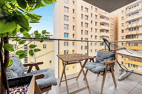 Lumina 4-room apartment in Center