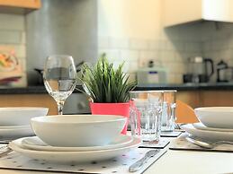 Central Wigan Welcoming Townhouse Sleeps up to 6
