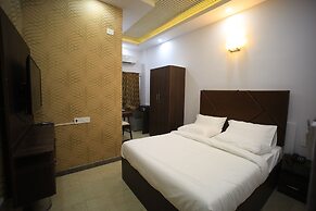 Domus Regency by ShriGo Hotels