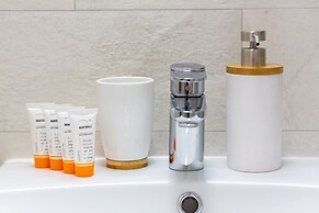 Apartments City Center Ochota by Renters