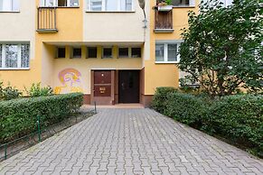 Apartments City Center Ochota by Renters