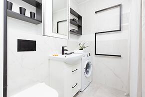 Apartments City Center Ochota by Renters