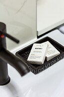 Apartments City Center Ochota by Renters