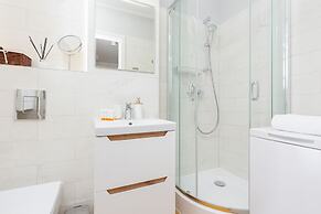 Apartments City Center Ochota by Renters