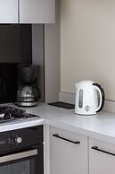 Apartments City Center Ochota by Renters