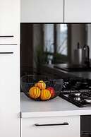 Apartments City Center Ochota by Renters