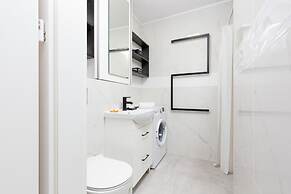 Apartments City Center Ochota by Renters