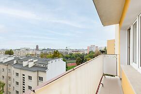 Apartments City Center Ochota by Renters