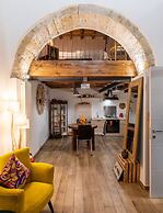 Citycenter Unique Apartment-sleeps 2- Pet Friendly