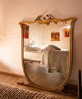 Citycenter Unique Apartment-sleeps 2- Pet Friendly