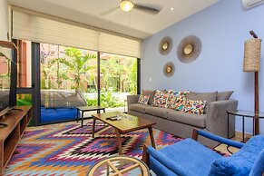 Vibrant Condo in Nature with Pool