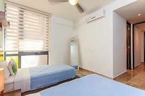 Vibrant Condo in Nature with Pool