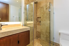 Vibrant Condo in Nature with Pool