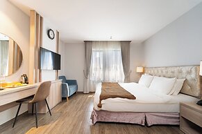 Nicecy Hotel Suites &  Spa