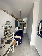 S&K Traditional Cycladic House Serifos