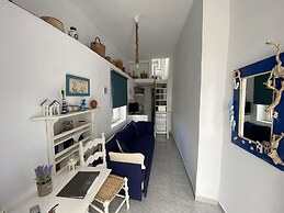 S&K Traditional Cycladic House Serifos