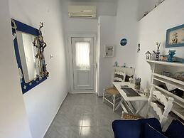 S&K Traditional Cycladic House Serifos