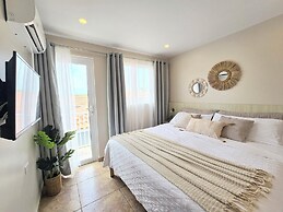 Rooi Santo Residence