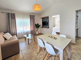 Rooi Santo Residence