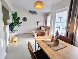 Rooi Santo Residence