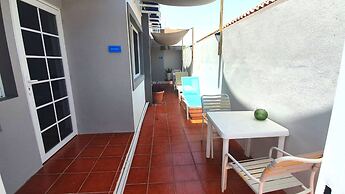 Rooi Santo Residence