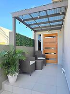 Rooi Santo Residence