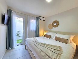 Rooi Santo Residence