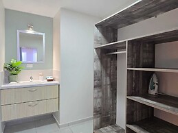 Rooi Santo Residence