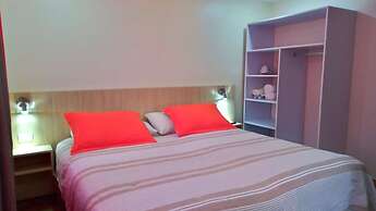 Rooi Santo Residence