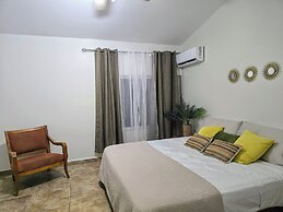 Rooi Santo Residence