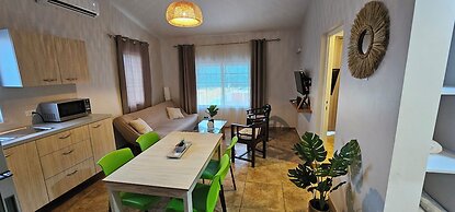 Rooi Santo Residence