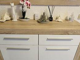 Charming 3- Bed Apartment in City Celle