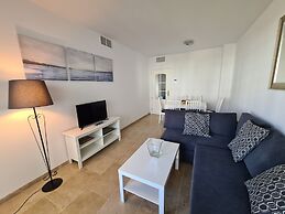 Lovely 2-bed Apartment in Marina de la Duquesa