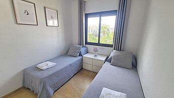 Lovely 2-bed Apartment in Marina de la Duquesa