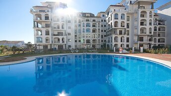 Lovely 2-bed Apartment in Marina de la Duquesa