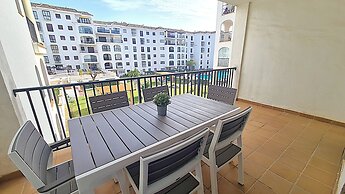Lovely 2-bed Apartment in Marina de la Duquesa