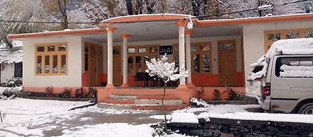 Benazir Hotel Kalash