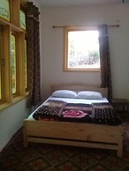 Benazir Hotel Kalash