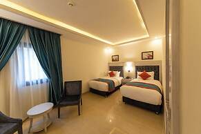 Petra Canyon Hotel