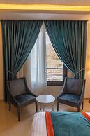 Petra Canyon Hotel