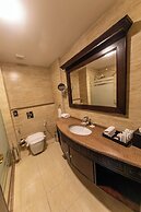 Petra Canyon Hotel