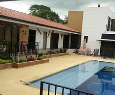 Casa Vacacional Con Piscina en La Mesa
