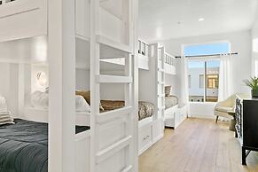 Double Eagle on the 8th by RedAwning