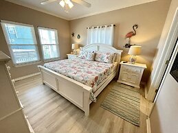 Coastal Cajun Getaway On The Beach! 3 Bedroom Home by Redawning