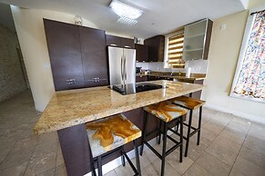 Two level Townhome A w/Private Pool steps to Beach 3 Bedroom Home by R