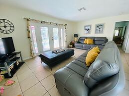 Michael's Southern Dunes Vacation Home 4 Bedroom Home by Redawning