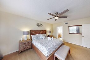 William's Lake Berkley Resort Vacation Home 5 Bedroom Home by Redawnin